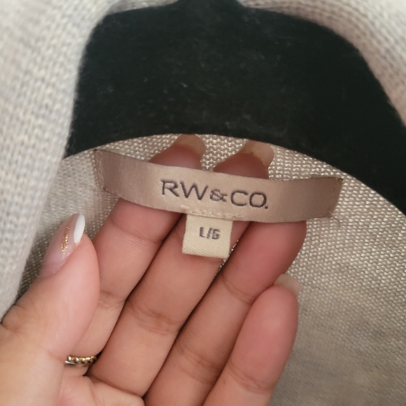 RW & Co grey Cardigan Sweater - Picture 2 of 2